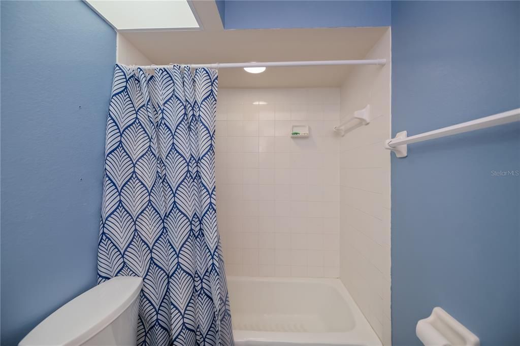 Active With Contract: $264,000 (3 beds, 2 baths, 1427 Square Feet)