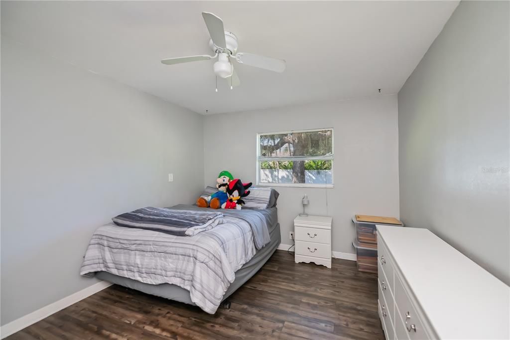 Active With Contract: $264,000 (3 beds, 2 baths, 1427 Square Feet)