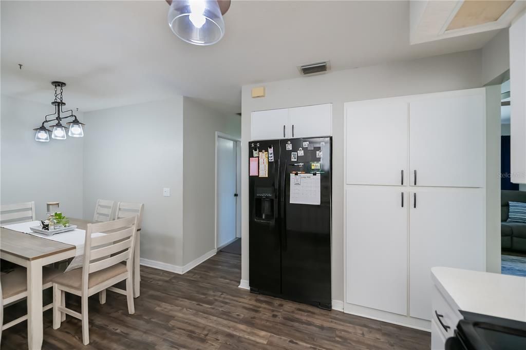 Active With Contract: $264,000 (3 beds, 2 baths, 1427 Square Feet)