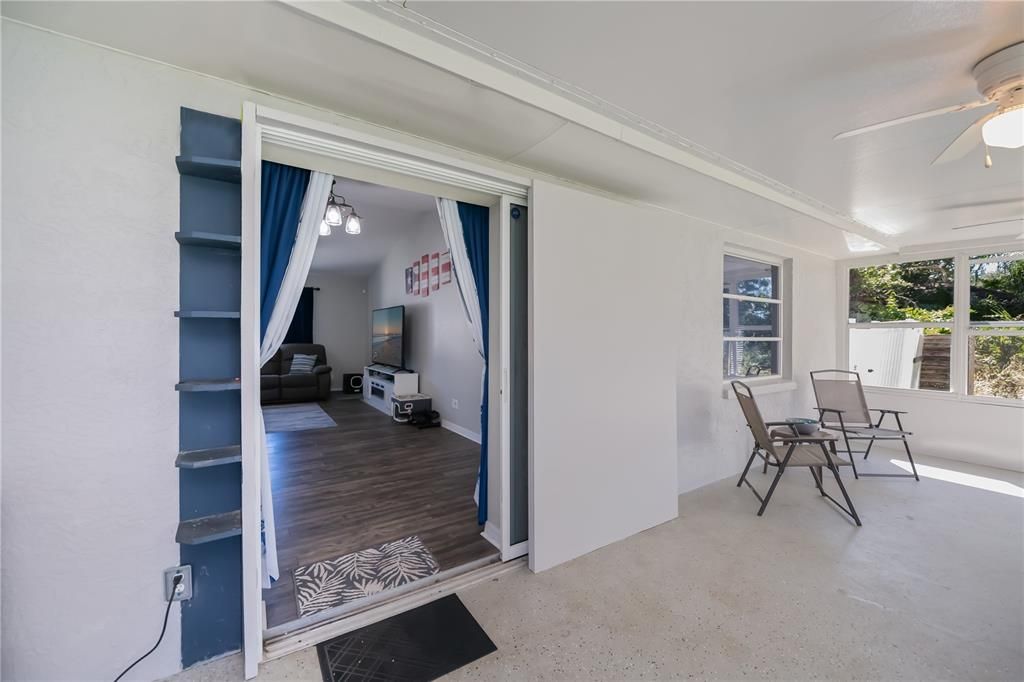 Active With Contract: $264,000 (3 beds, 2 baths, 1427 Square Feet)