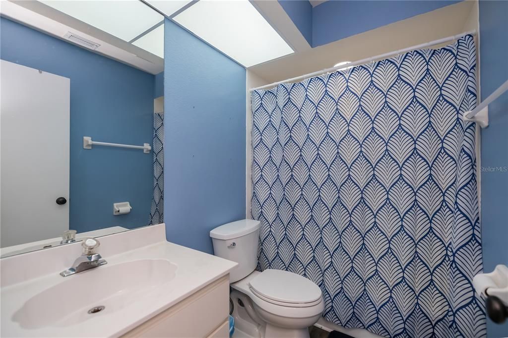 Active With Contract: $264,000 (3 beds, 2 baths, 1427 Square Feet)