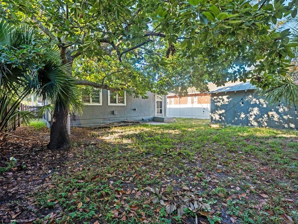 For Sale: $479,000 (4 beds, 2 baths, 1505 Square Feet)