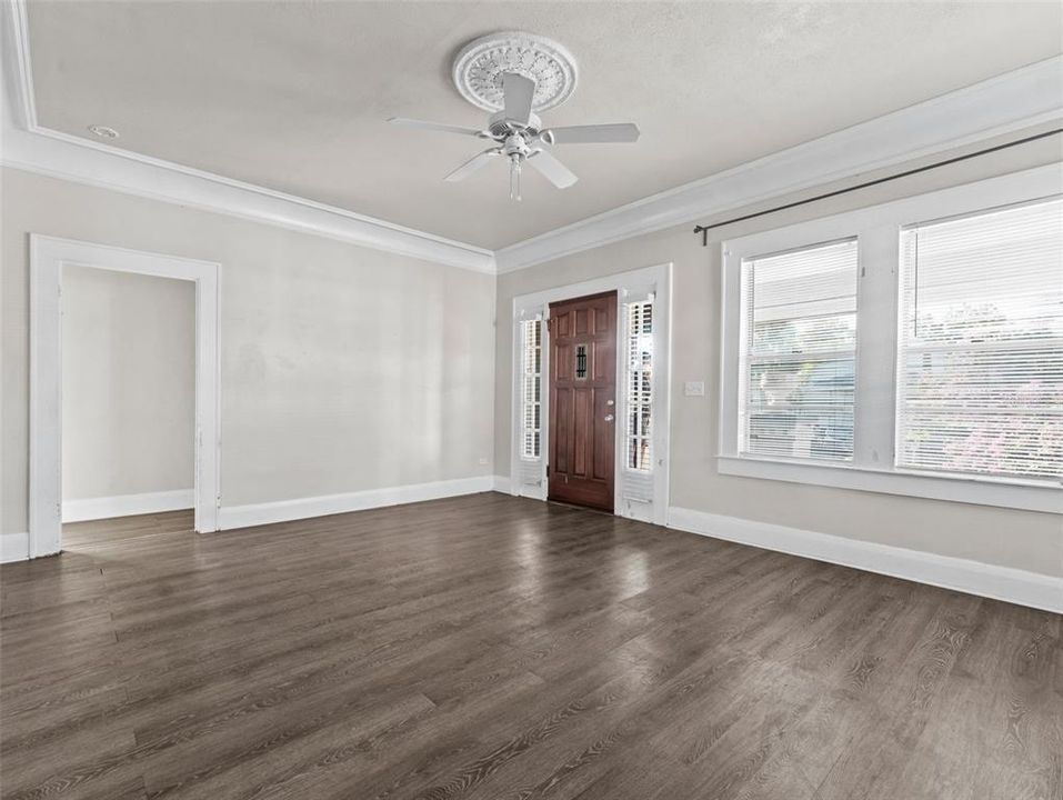 For Sale: $479,000 (4 beds, 2 baths, 1505 Square Feet)