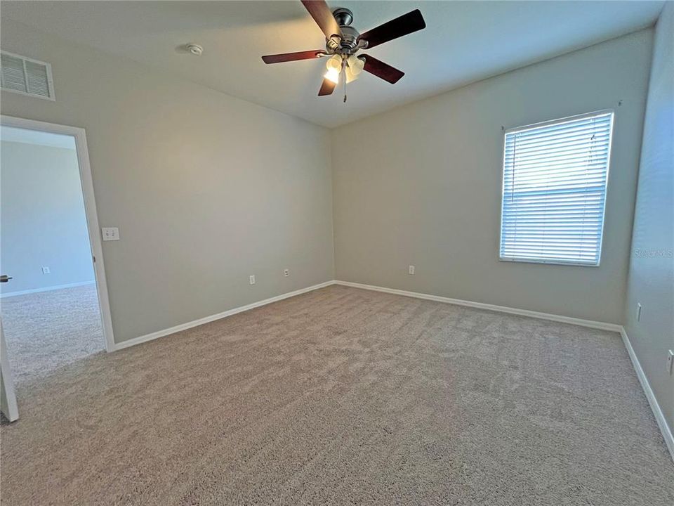 В аренду: $2,250 (3 спален, 2 ванн, 1517 Квадратных фут)