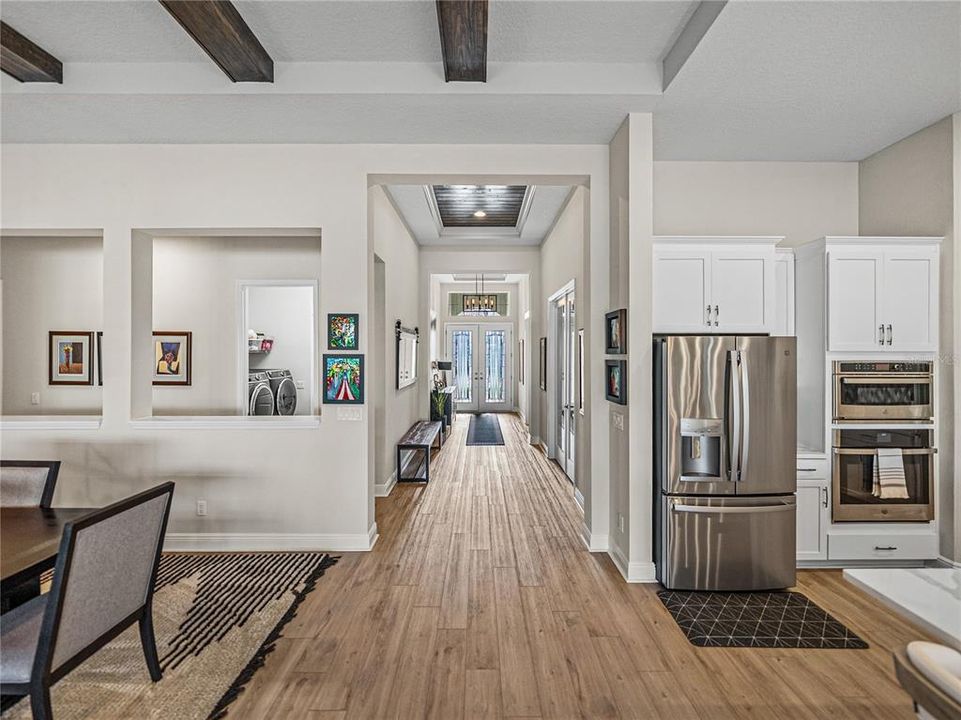 For Sale: $895,000 (4 beds, 3 baths, 2552 Square Feet)