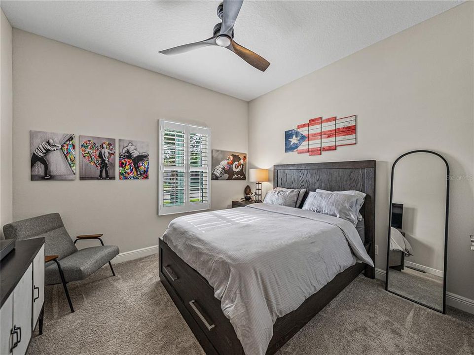 For Sale: $895,000 (4 beds, 3 baths, 2552 Square Feet)