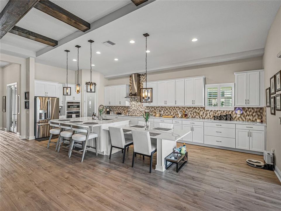 For Sale: $895,000 (4 beds, 3 baths, 2552 Square Feet)