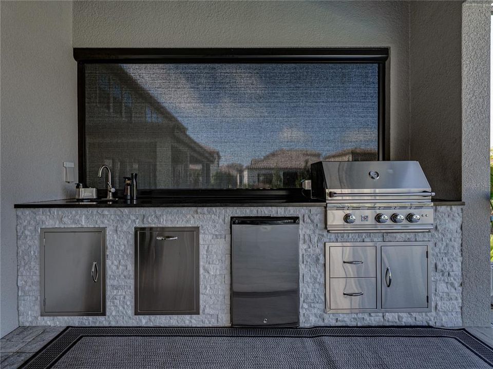 For Sale: $895,000 (4 beds, 3 baths, 2552 Square Feet)