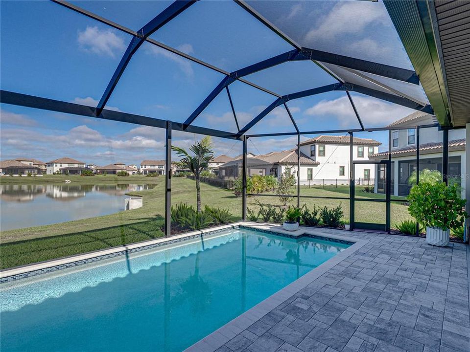 For Sale: $895,000 (4 beds, 3 baths, 2552 Square Feet)