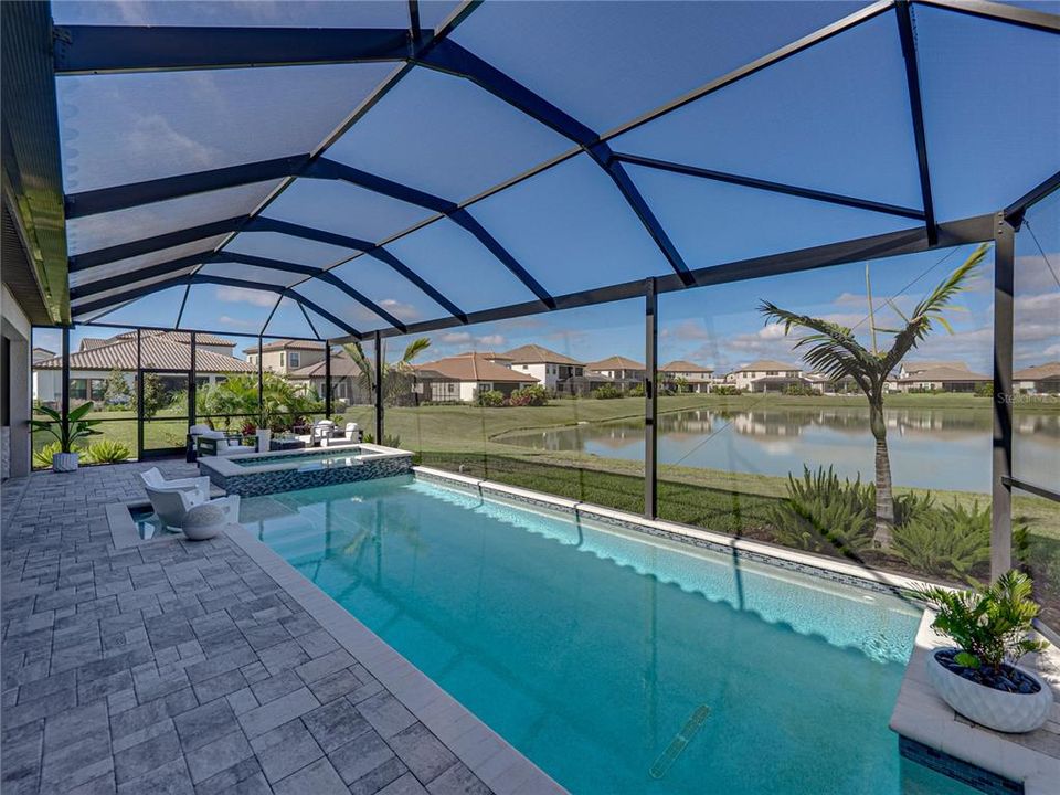 For Sale: $895,000 (4 beds, 3 baths, 2552 Square Feet)