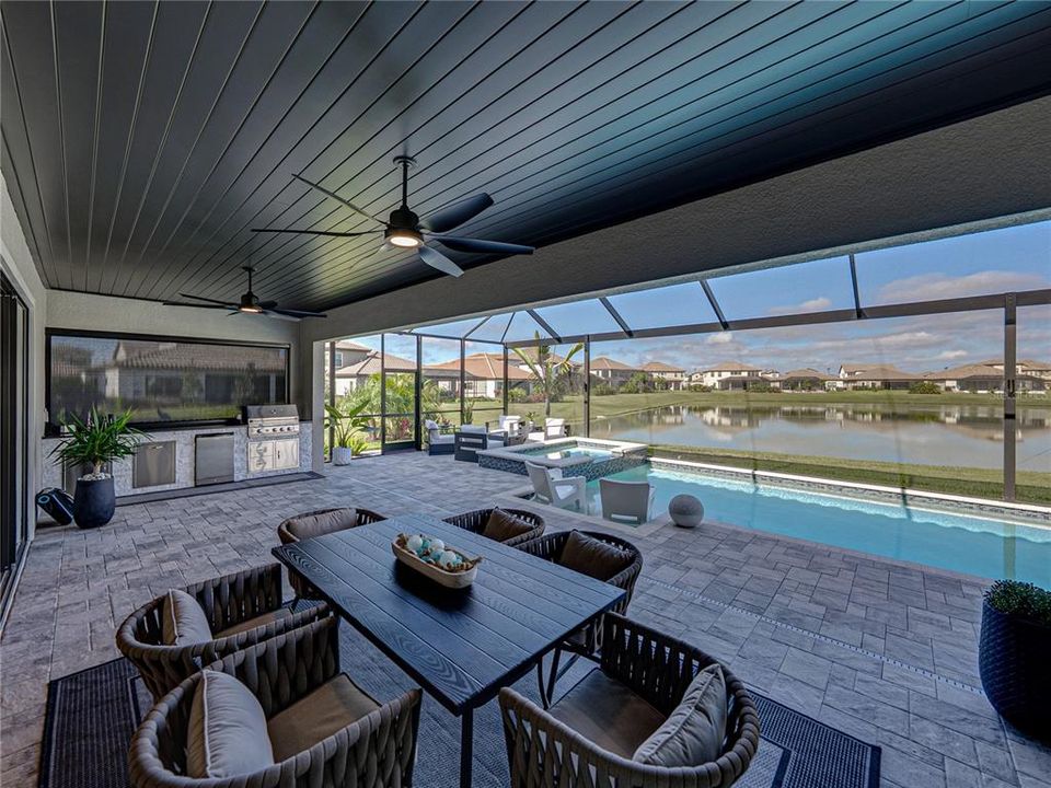 For Sale: $895,000 (4 beds, 3 baths, 2552 Square Feet)