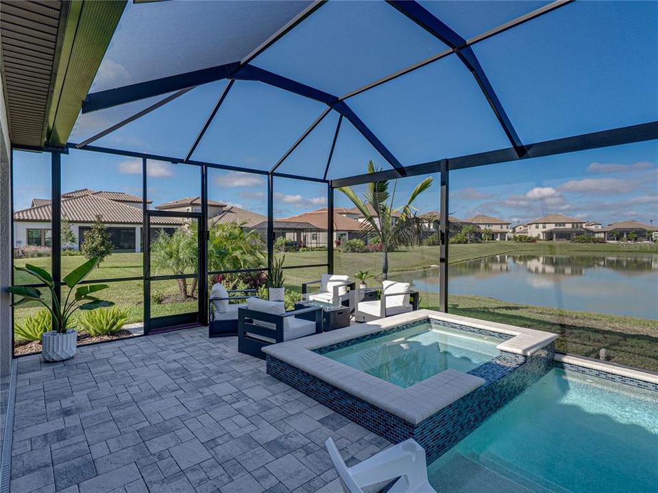 For Sale: $895,000 (4 beds, 3 baths, 2552 Square Feet)