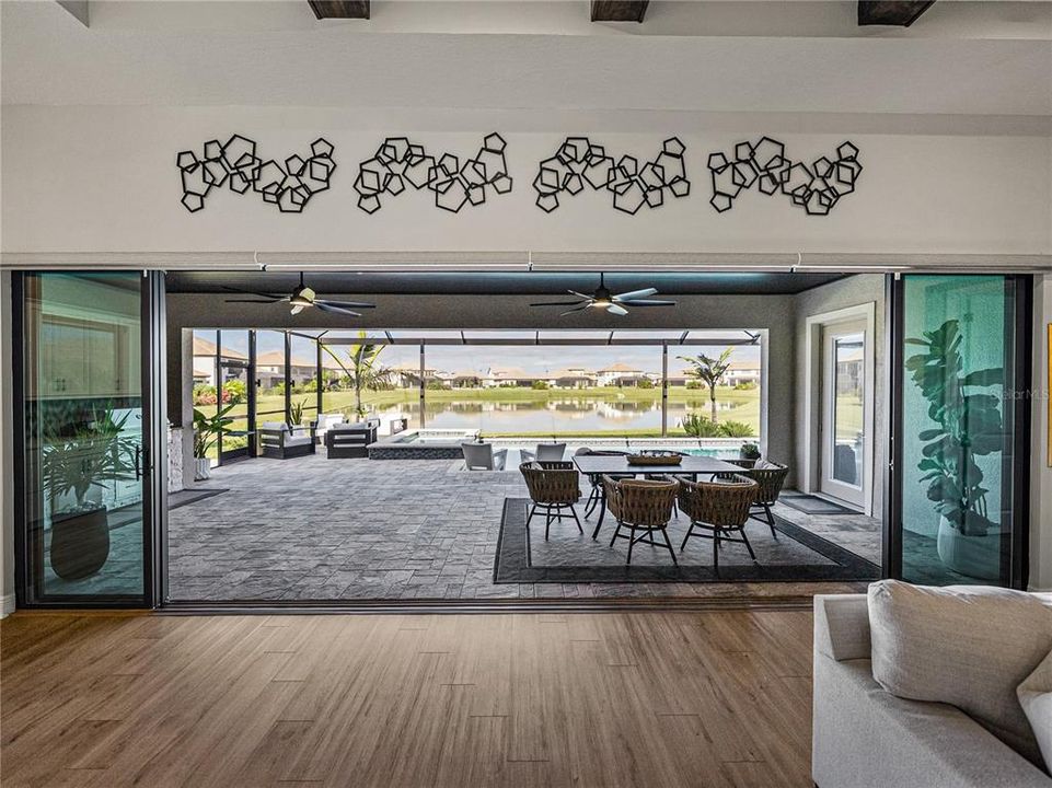 For Sale: $895,000 (4 beds, 3 baths, 2552 Square Feet)