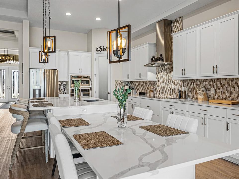 For Sale: $895,000 (4 beds, 3 baths, 2552 Square Feet)