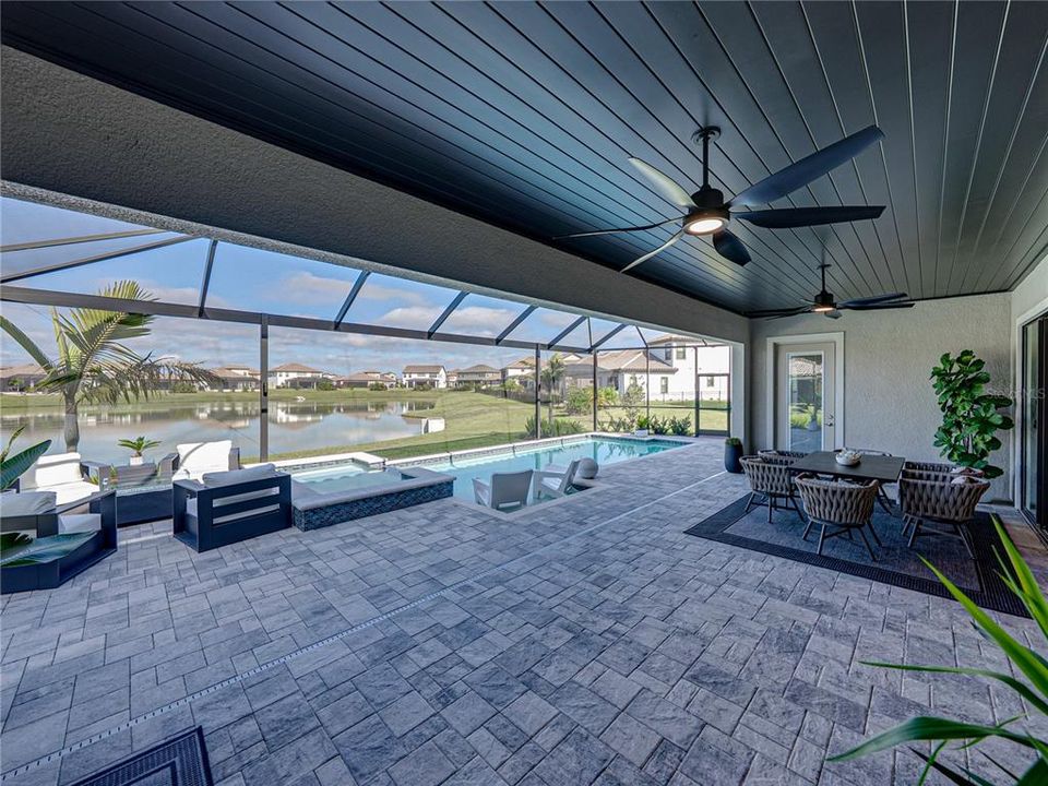 For Sale: $895,000 (4 beds, 3 baths, 2552 Square Feet)