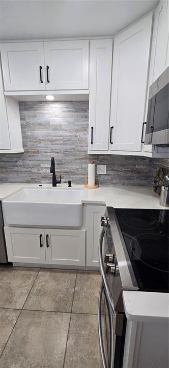 На продажу: $125,000 (2 спален, 2 ванн, 805 Квадратных фут)