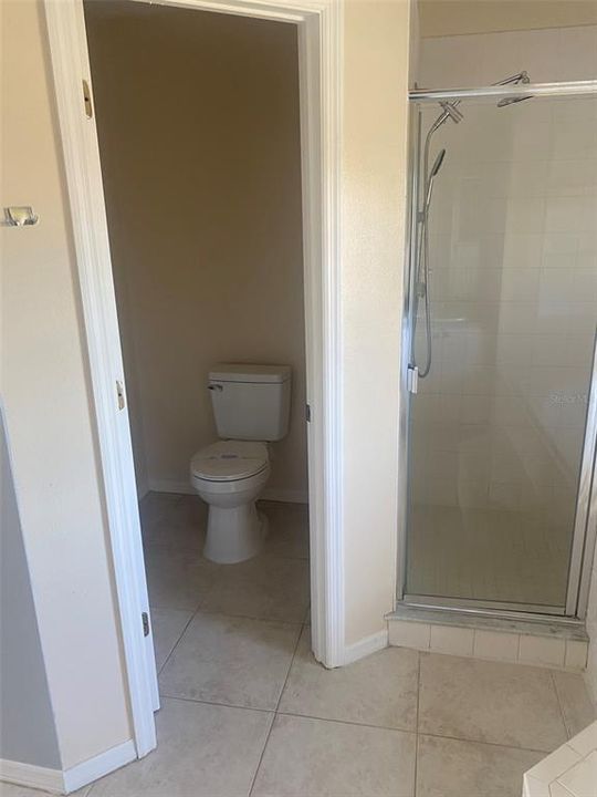 出租: $2,000 (4 贝兹, 2 浴室, 2780 平方英尺)