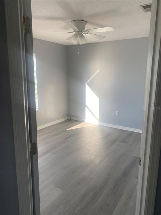 出租: $2,000 (4 贝兹, 2 浴室, 2780 平方英尺)