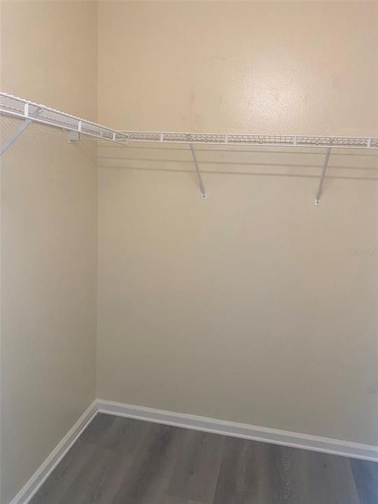 出租: $2,000 (4 贝兹, 2 浴室, 2780 平方英尺)