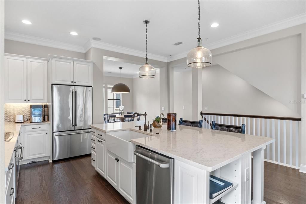 待售: $825,000 (3 贝兹, 3 浴室, 2179 平方英尺)