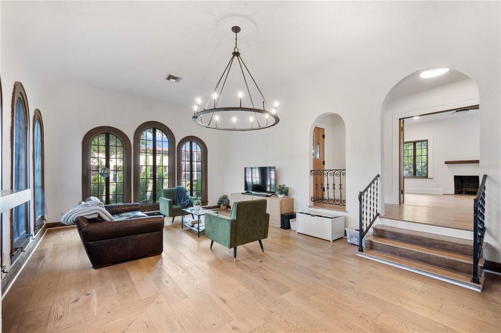 Active With Contract: $695,000 (4 beds, 2 baths, 2842 Square Feet)