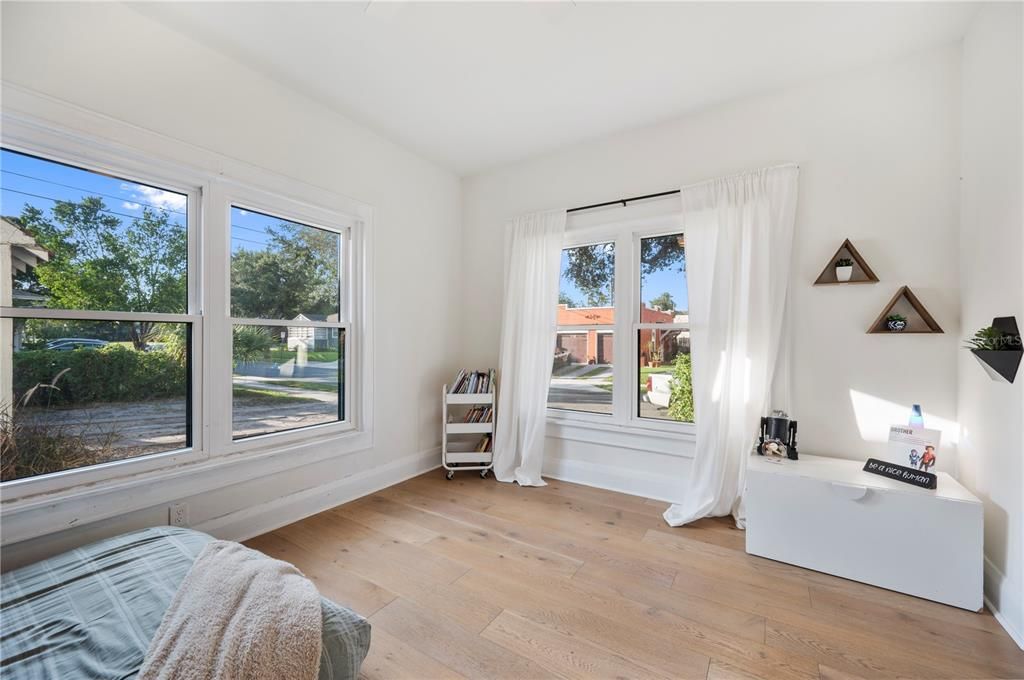 Active With Contract: $695,000 (4 beds, 2 baths, 2842 Square Feet)