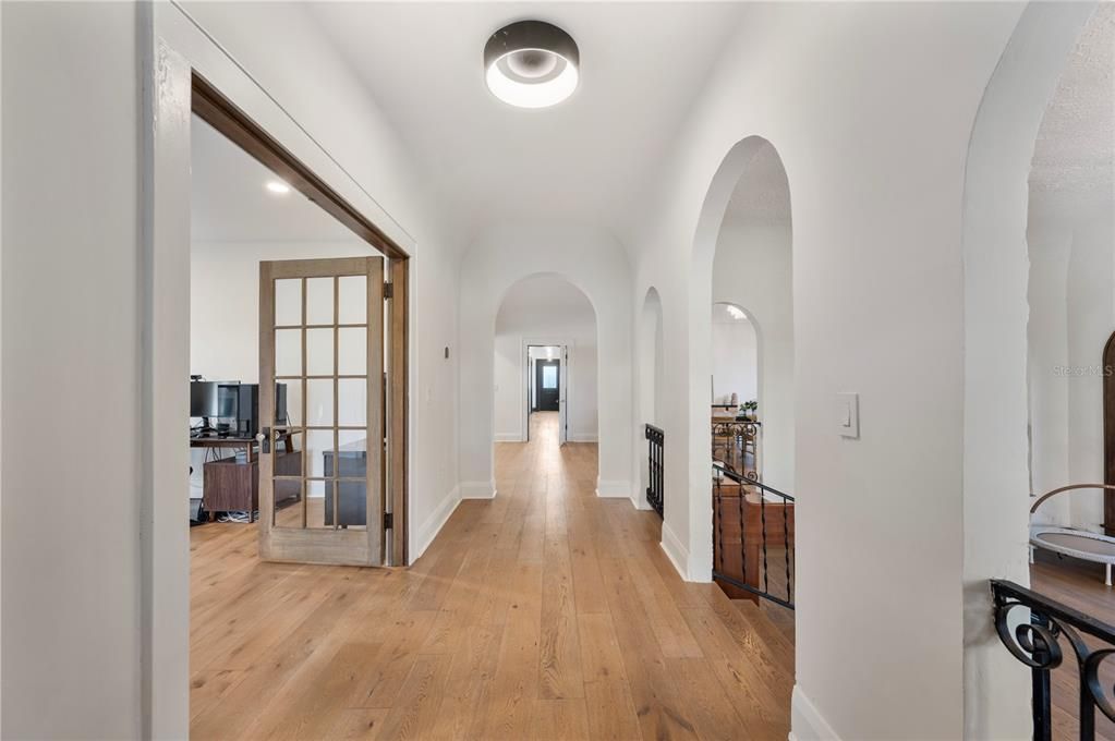 Active With Contract: $695,000 (4 beds, 2 baths, 2842 Square Feet)