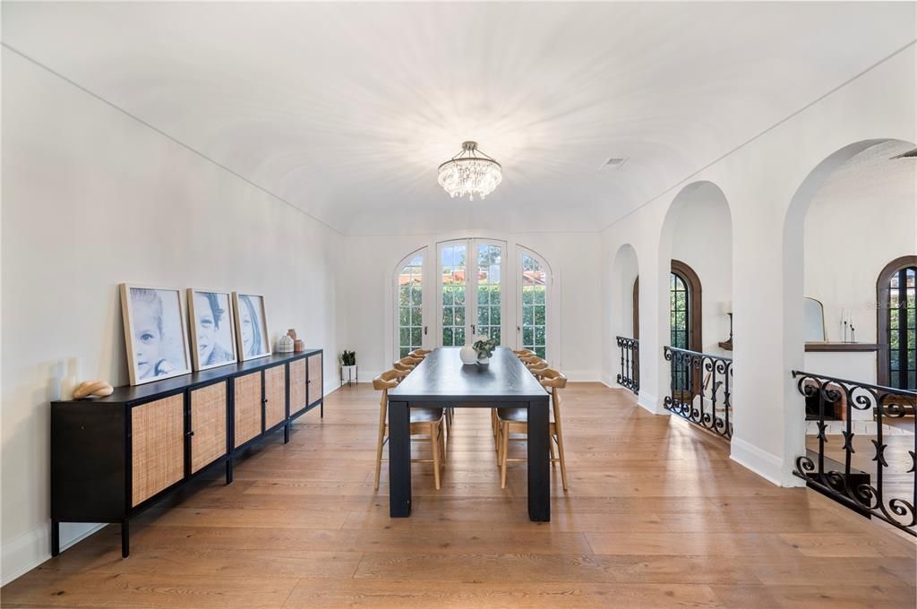 Active With Contract: $695,000 (4 beds, 2 baths, 2842 Square Feet)