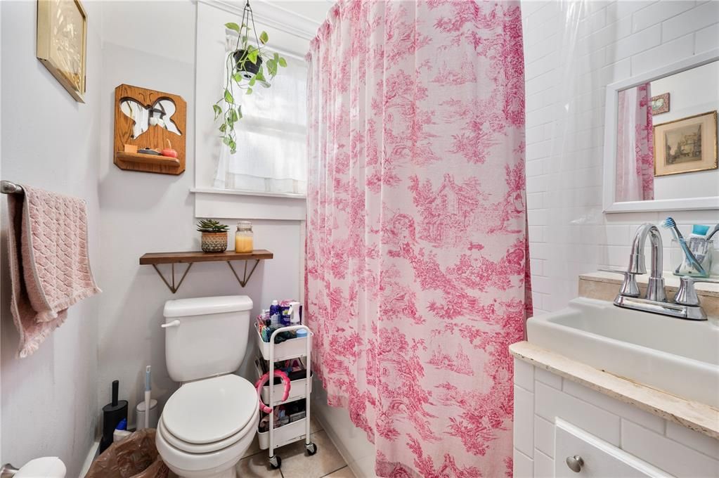 Active With Contract: $695,000 (4 beds, 2 baths, 2842 Square Feet)