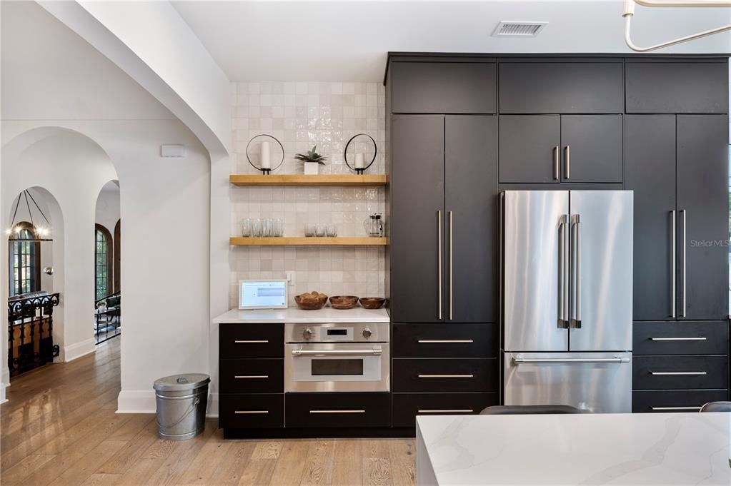 Active With Contract: $695,000 (4 beds, 2 baths, 2842 Square Feet)