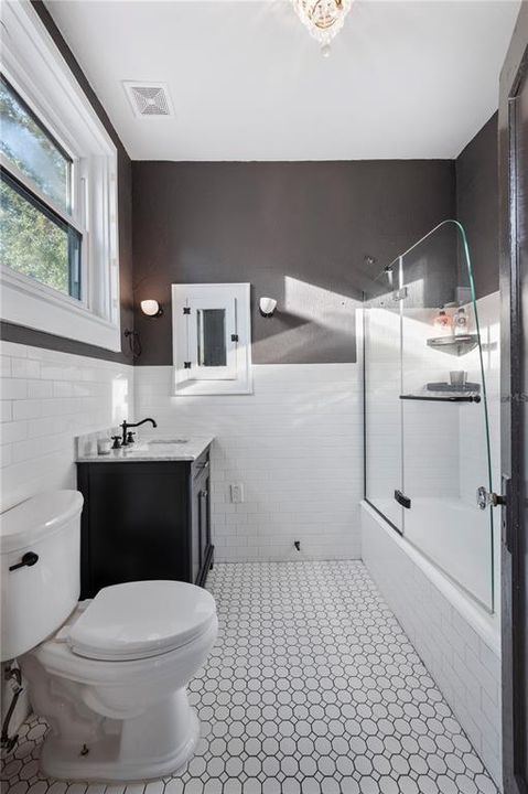 Active With Contract: $695,000 (4 beds, 2 baths, 2842 Square Feet)