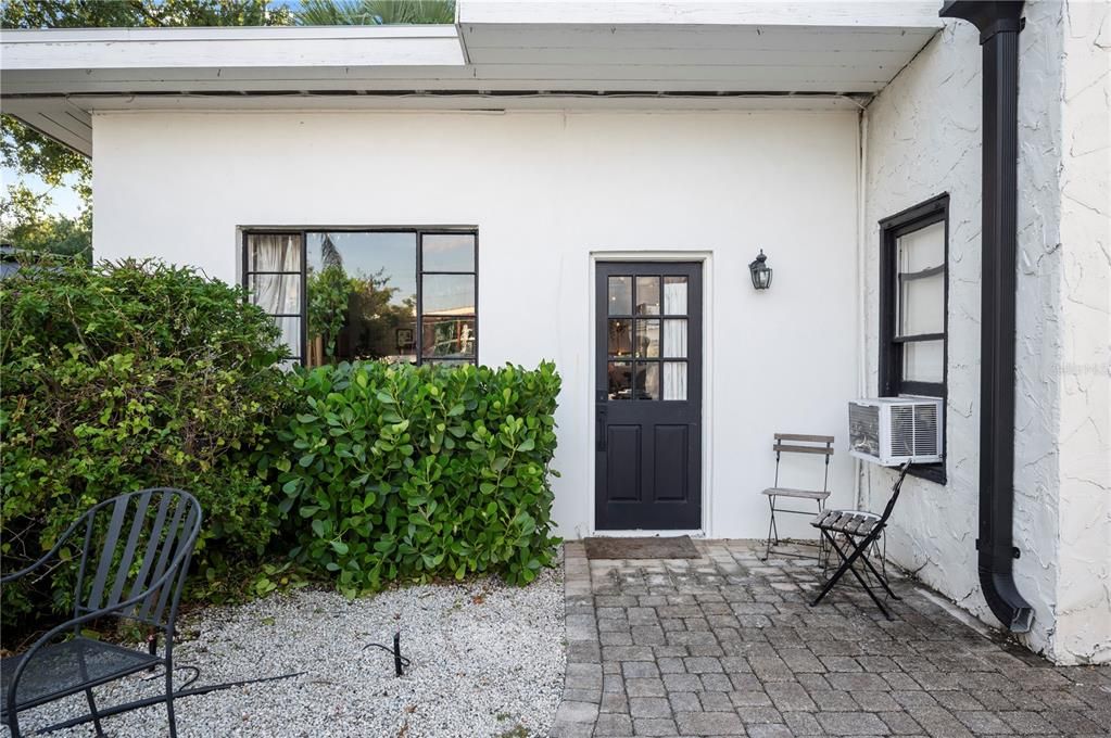 Active With Contract: $695,000 (4 beds, 2 baths, 2842 Square Feet)