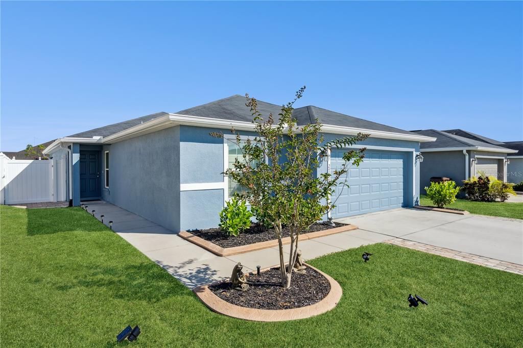 For Sale: $280,000 (4 beds, 2 baths, 1725 Square Feet)