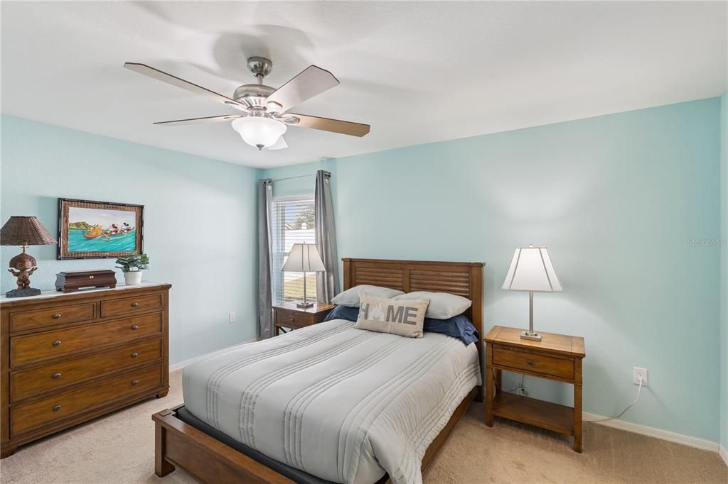 For Sale: $280,000 (4 beds, 2 baths, 1725 Square Feet)