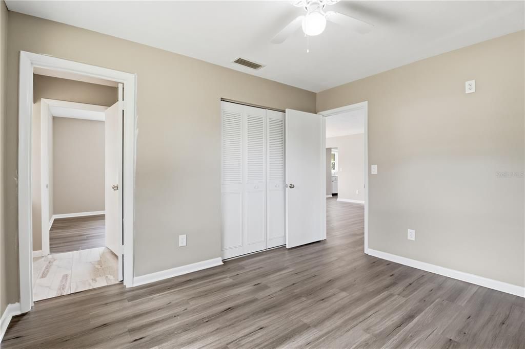 待售: $249,500 (3 贝兹, 2 浴室, 1686 平方英尺)