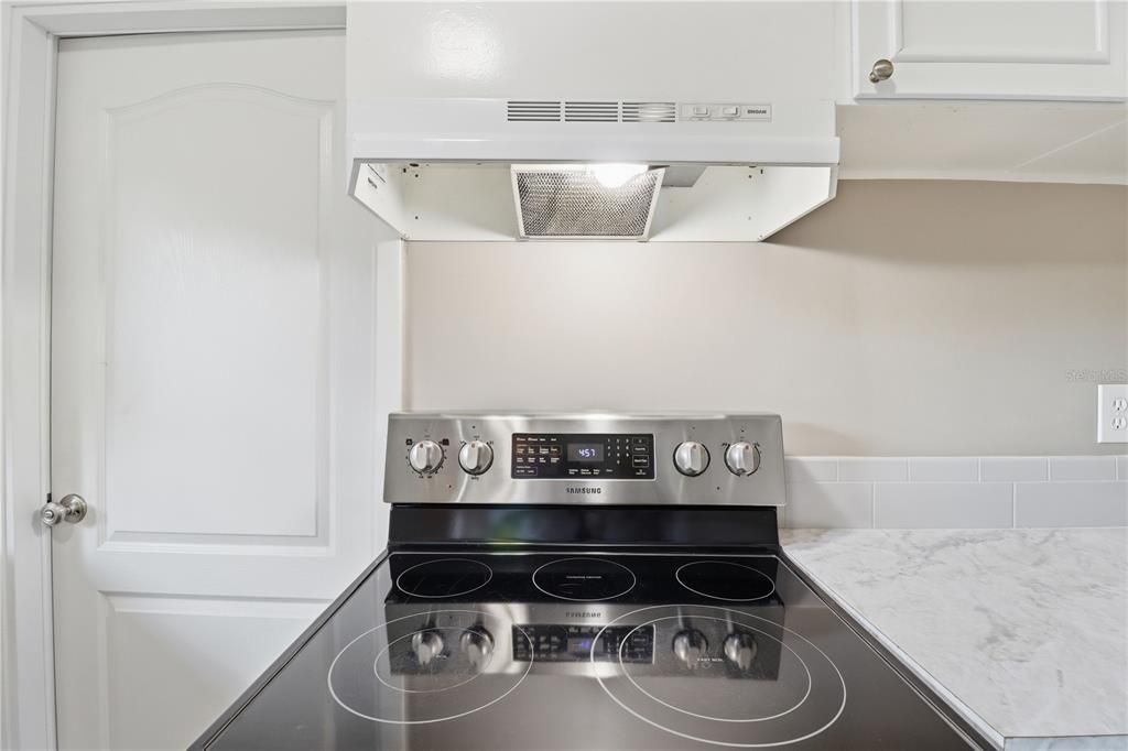 待售: $249,500 (3 贝兹, 2 浴室, 1686 平方英尺)