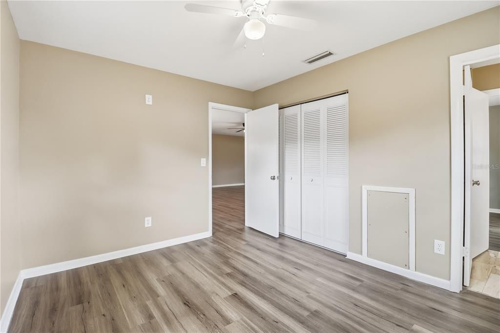 待售: $249,500 (3 贝兹, 2 浴室, 1686 平方英尺)