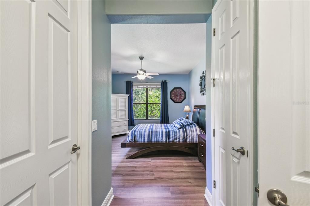 Active With Contract: $319,000 (2 beds, 2 baths, 1581 Square Feet)