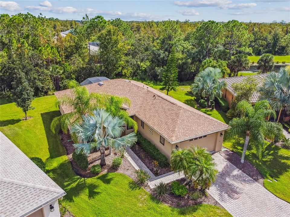 Active With Contract: $319,000 (2 beds, 2 baths, 1581 Square Feet)