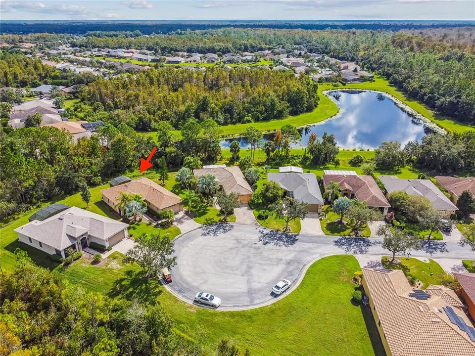 Active With Contract: $319,000 (2 beds, 2 baths, 1581 Square Feet)