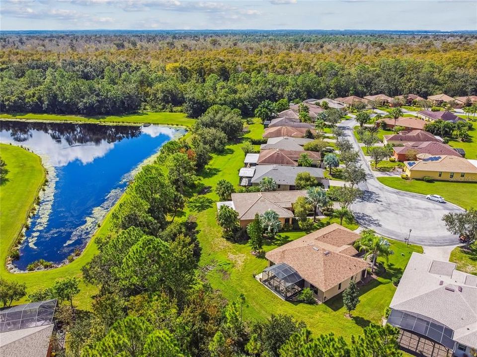 Active With Contract: $319,000 (2 beds, 2 baths, 1581 Square Feet)