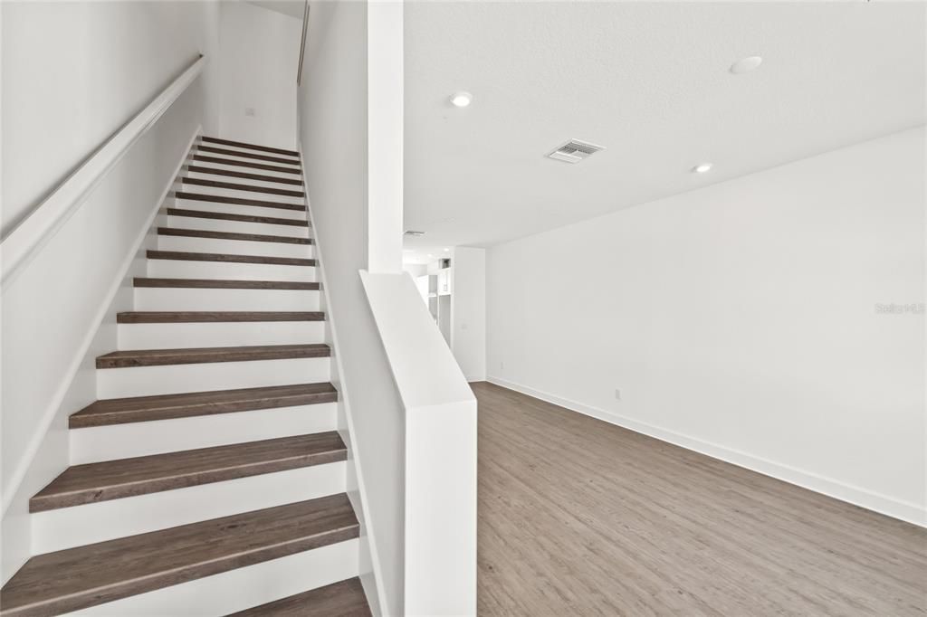 Active With Contract: $674,900 (2 beds, 2 baths, 1708 Square Feet)