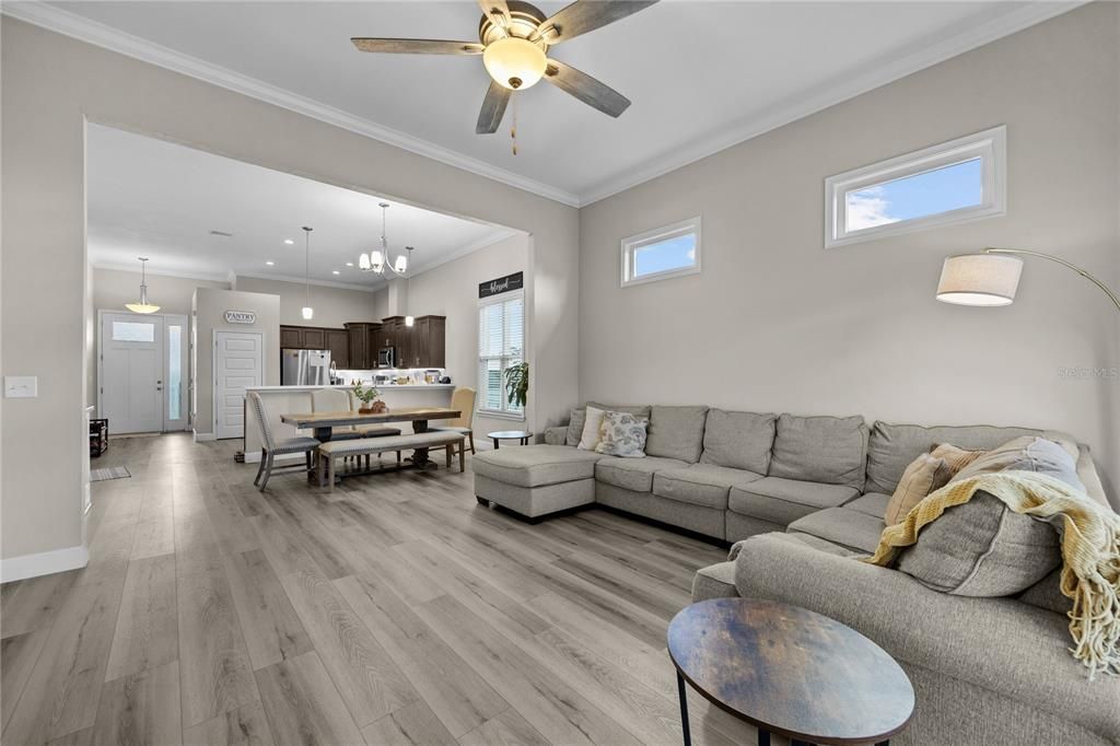 待售: $489,000 (4 贝兹, 2 浴室, 2127 平方英尺)