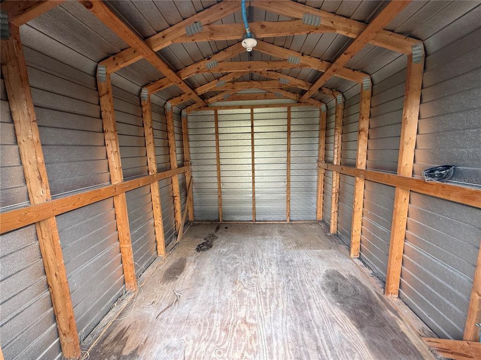 For Sale: $224,900 (2 beds, 1 baths, 924 Square Feet)