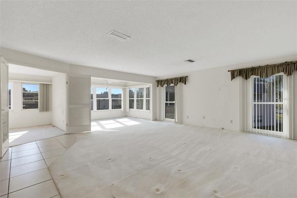 For Sale: $209,900 (3 beds, 2 baths, 1550 Square Feet)