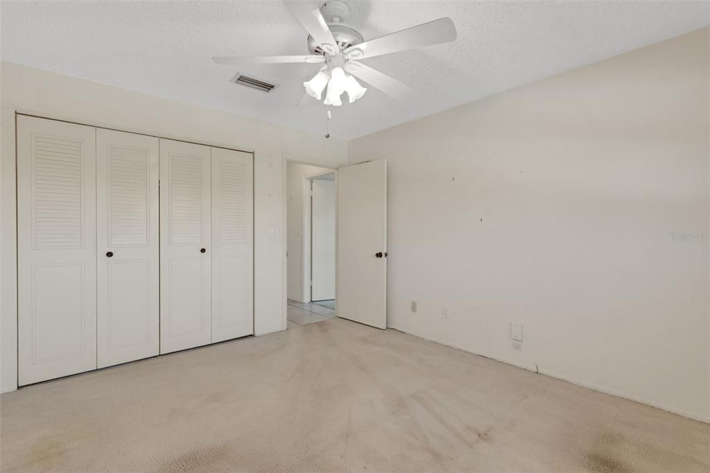 For Sale: $209,900 (3 beds, 2 baths, 1550 Square Feet)