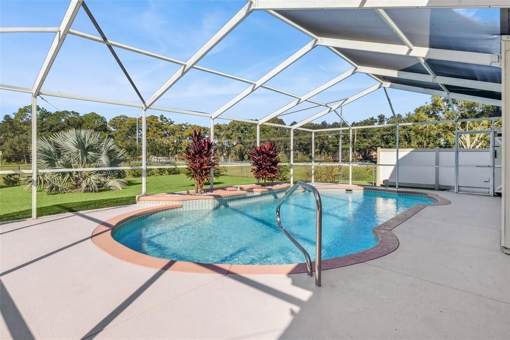 待售: $379,999 (3 贝兹, 2 浴室, 1926 平方英尺)