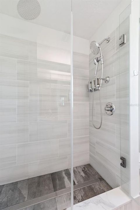 待售: $379,999 (3 贝兹, 2 浴室, 1926 平方英尺)