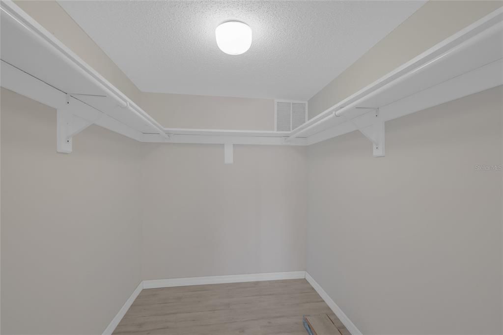 待售: $339,000 (2 贝兹, 2 浴室, 1485 平方英尺)