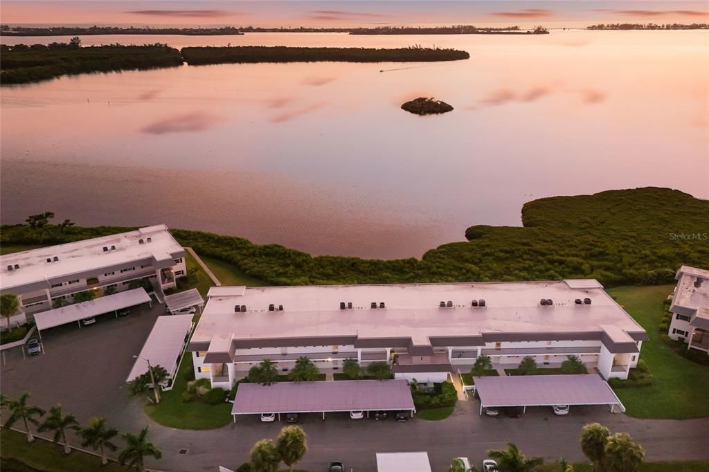 待售: $339,000 (2 贝兹, 2 浴室, 1485 平方英尺)